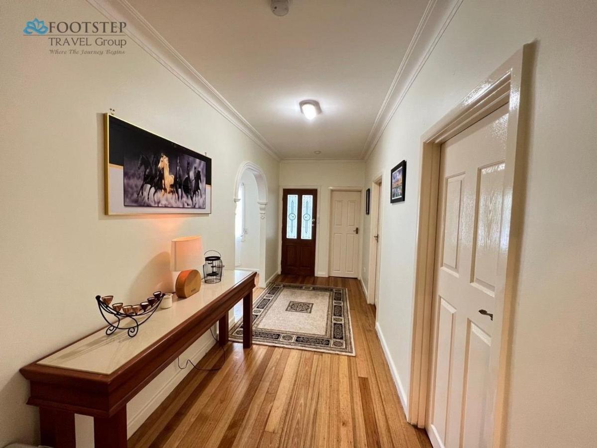 Cosy 4Br Home 15 Minutes Away From Melbourne Airport St Albans Exteriér fotografie