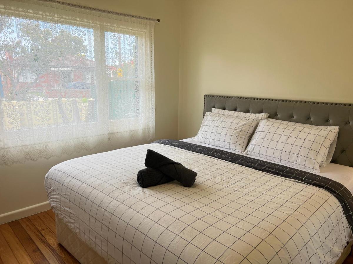 Cosy 4Br Home 15 Minutes Away From Melbourne Airport St Albans Exteriér fotografie