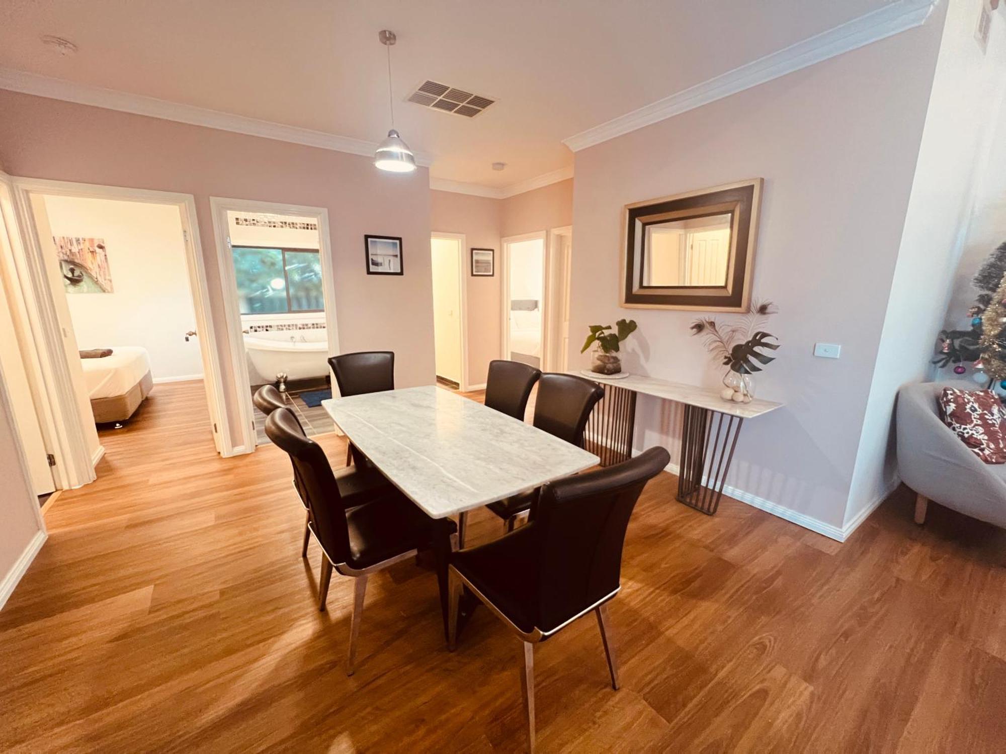Cosy 4Br Home 15 Minutes Away From Melbourne Airport St Albans Exteriér fotografie